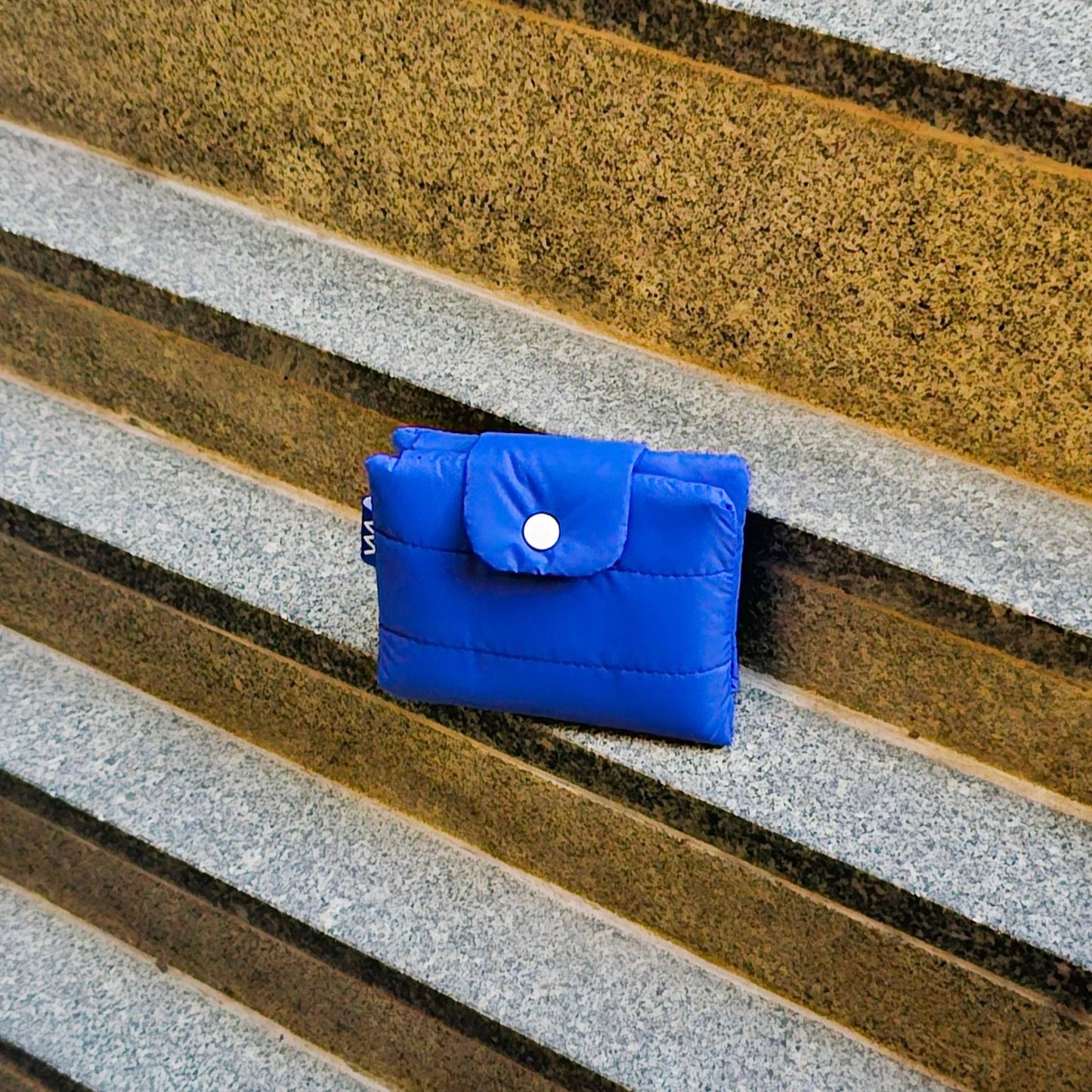 Bubble Wallet  - Blue