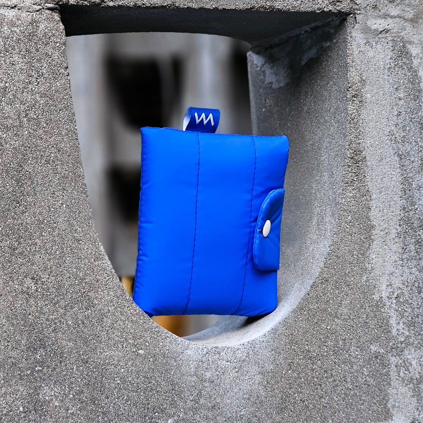 Bubble Wallet  - Blue